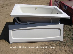Whirlpool Bath Tub Left Or Right Handed $1,000 C